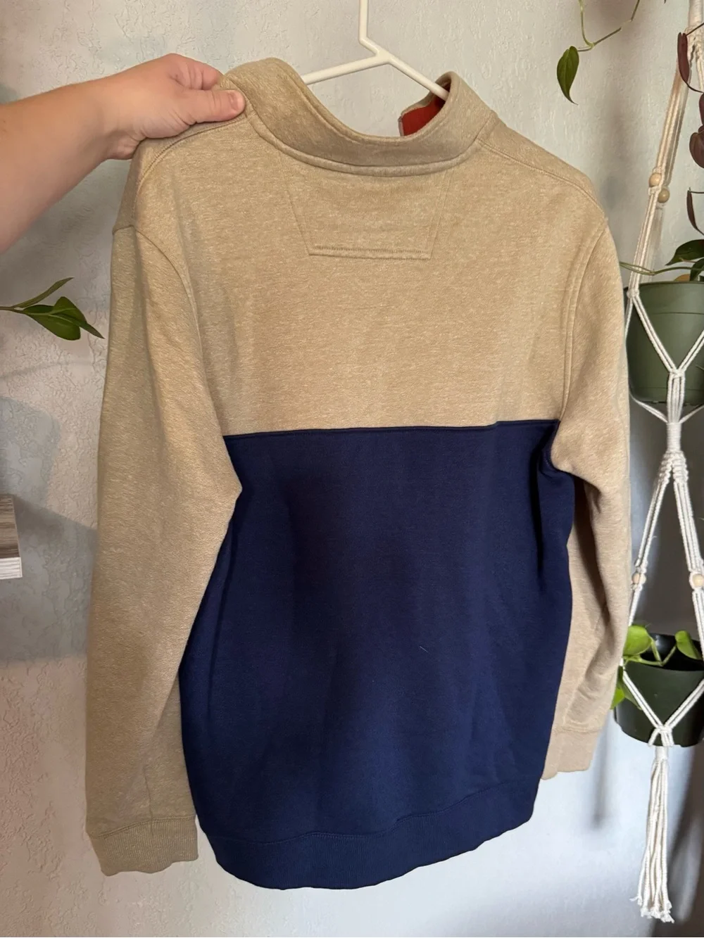 Izod closure or orange